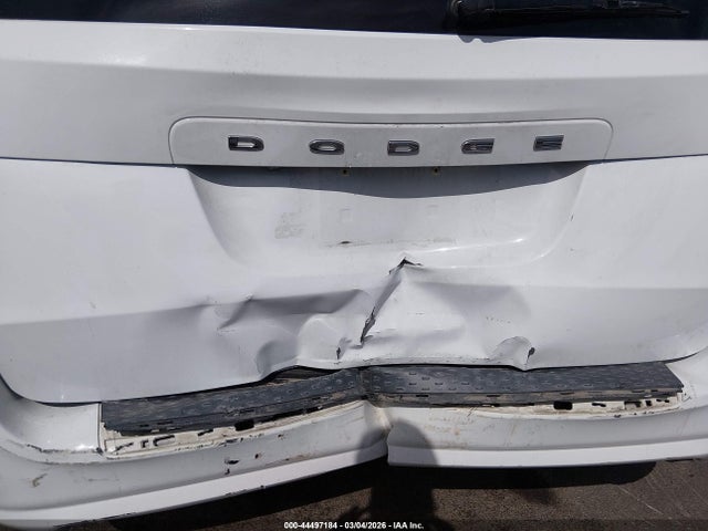 2C4RDGBG6JR221558 Dodge Grand Caravan Se Plus