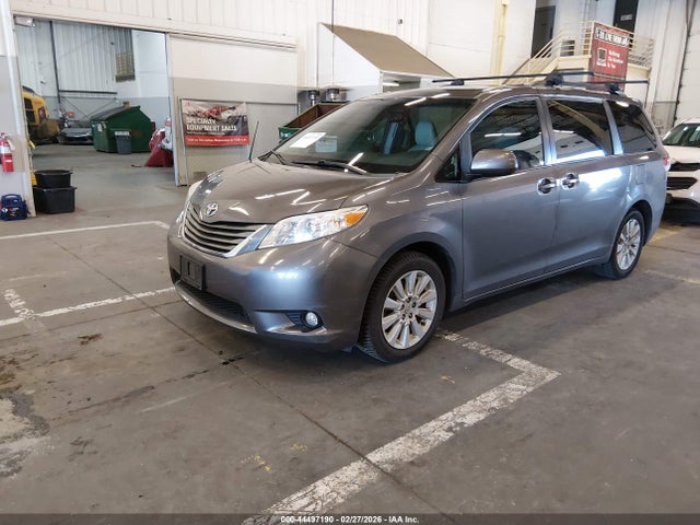 5TDDK3DC5ES089652 Toyota Sienna Xle 7 Passenger