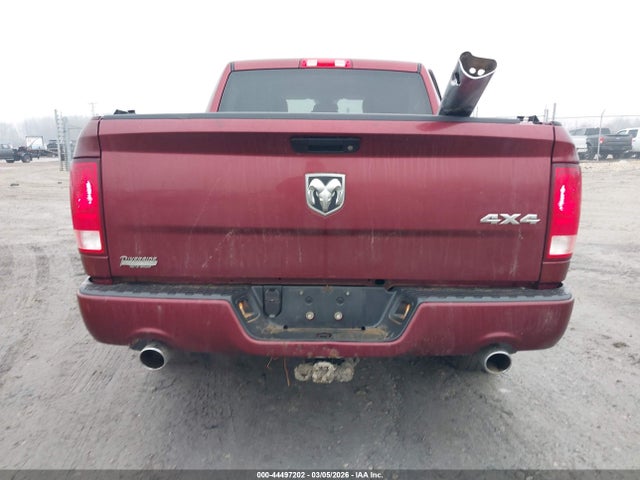 3C6RR7KT3HG739150 RAM 1500 Express 4x4 5&#039;7 Box