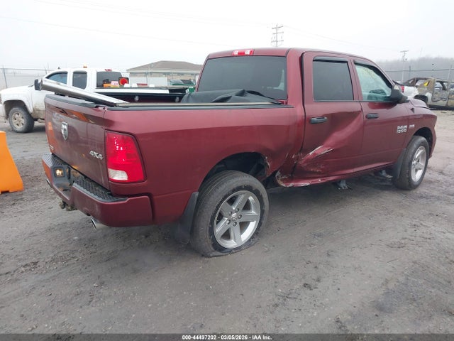 3C6RR7KT3HG739150 RAM 1500 Express 4x4 5&#039;7 Box