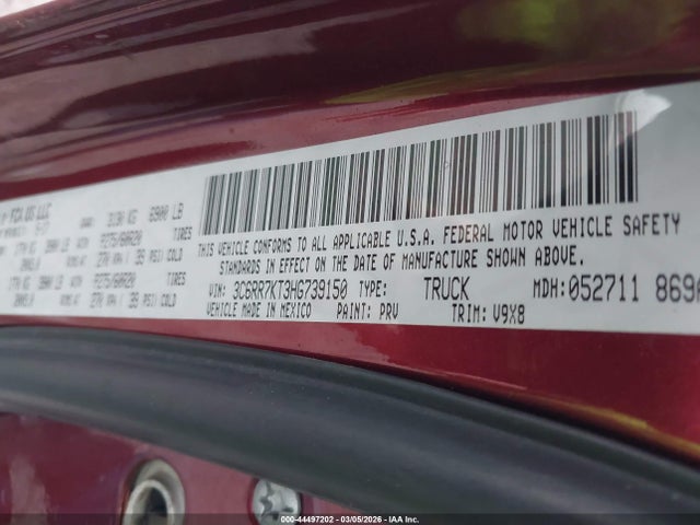 3C6RR7KT3HG739150 RAM 1500 Express 4x4 5&#039;7 Box