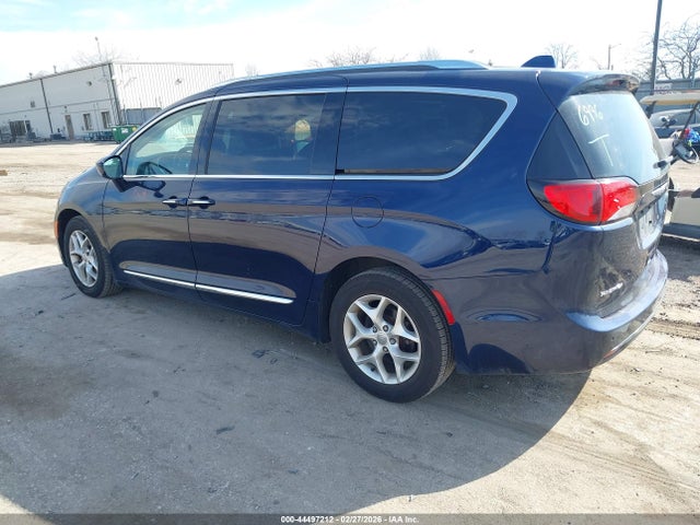 2C4RC1EG9JR158998 Chrysler Pacifica Touring L Plus