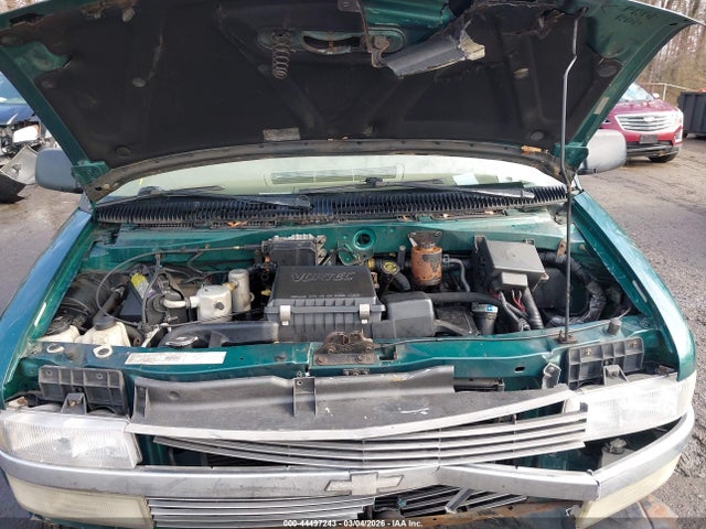 Продаж на аукціоні авто 2000 Chevrolet Astro, vin: 1GNDM19W0YB146487, номер лоту: 44497243