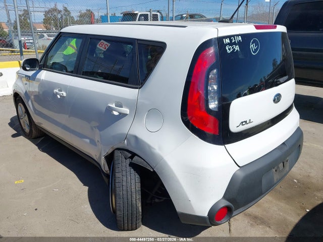 2015 KIA SOUL KNDJN2A21F7226808 Photo 2