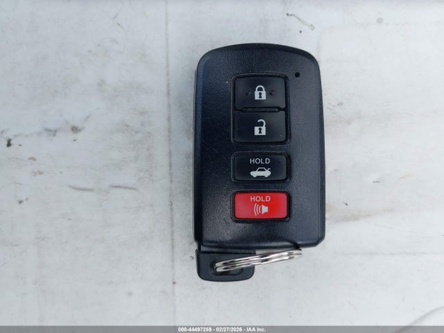 2T1BURHE9JC122283 Toyota COROLLA SE