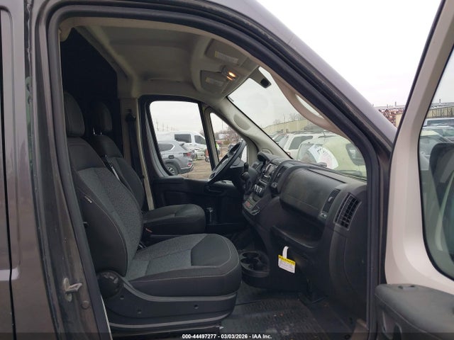 Продажа на аукционе авто 2021 Ram Promaster 2500 High Roof 159 Wb, vin: 3C6LRVDG5ME574654, номер лота: 44497277