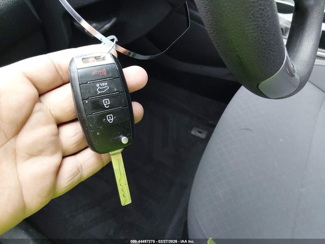 2017 Kia Sorento 2.4l Lx მანქანა იყიდება აუქციონზე, vin: 5XYPG4A34HG293790, აუქციონის ნომერი: 44497278