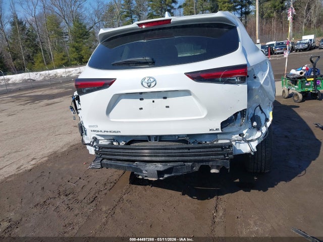 Toyota Highlander Xle 2026 5TDKDRBH8TS597081 Image 17