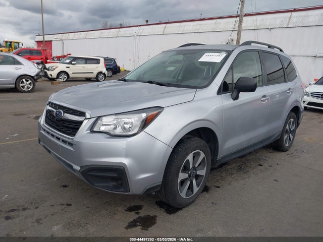 JF2SJABC6JH569457 Subaru Forester 2.5i