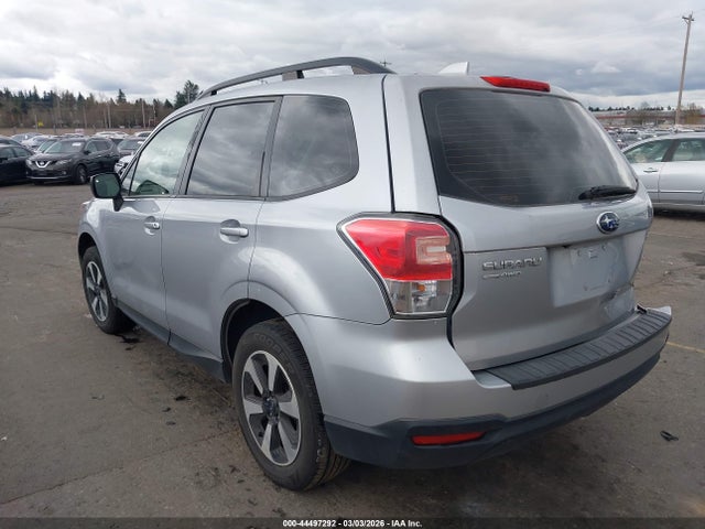 JF2SJABC6JH569457 Subaru Forester 2.5i