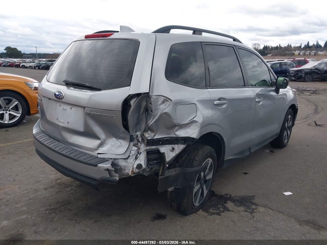 JF2SJABC6JH569457 Subaru Forester 2.5i