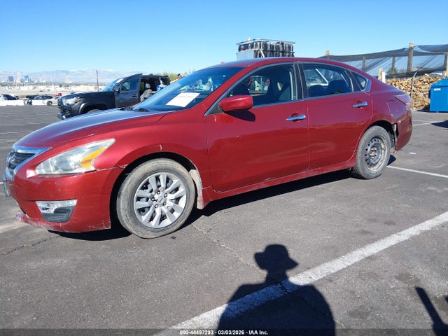 Nissan Altima 2.5 S 2015 1N4AL3AP8FC149469 Image 2