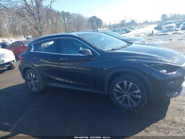 2018 Infiniti Qx30 Premium მანქანა იყიდება აუქციონზე, vin: SJKCH5CR6JA047278, აუქციონის ნომერი: 44497296