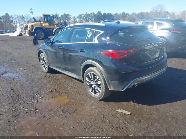 2018 Infiniti Qx30 Premium მანქანა იყიდება აუქციონზე, vin: SJKCH5CR6JA047278, აუქციონის ნომერი: 44497296