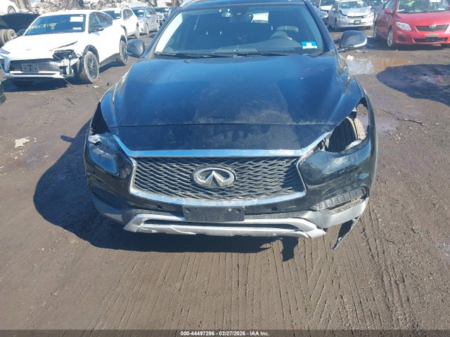 2018 Infiniti Qx30 Premium მანქანა იყიდება აუქციონზე, vin: SJKCH5CR6JA047278, აუქციონის ნომერი: 44497296