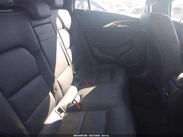 2018 Infiniti Qx30 Premium მანქანა იყიდება აუქციონზე, vin: SJKCH5CR6JA047278, აუქციონის ნომერი: 44497296
