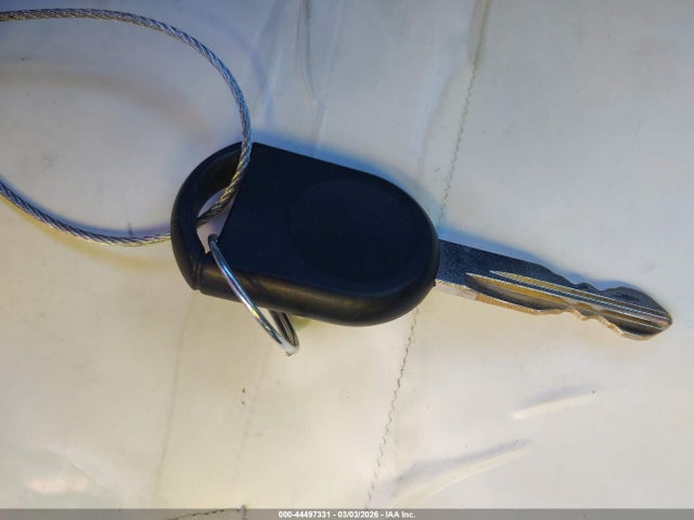 1ZVBP8AM6E5275108 Ford Mustang V6