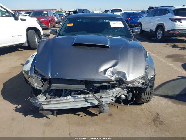 1ZVBP8AM6E5275108 Ford Mustang V6