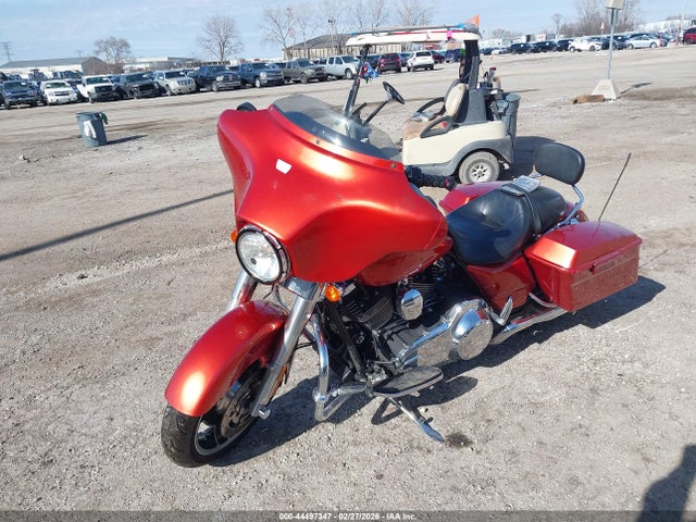 2011 HARLEY-DAVIDSON FLHX 1HD1KBM15BB640675 Photo 1
