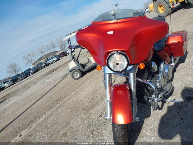 2011 HARLEY-DAVIDSON FLHX 1HD1KBM15BB640675 Photo 4