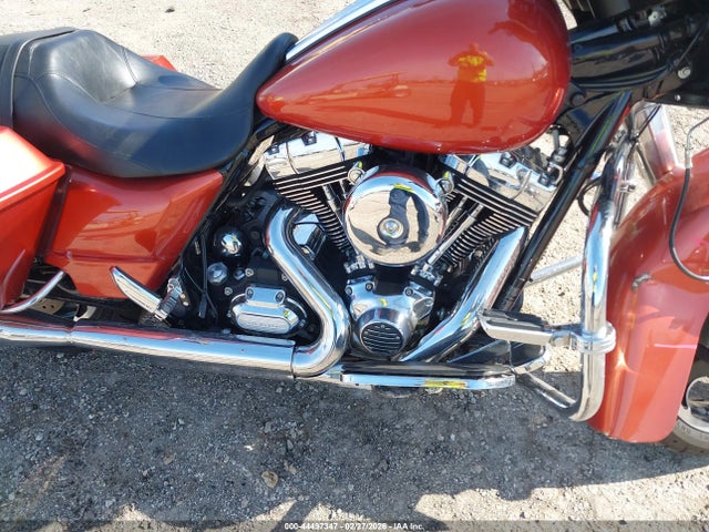 2011 HARLEY-DAVIDSON FLHX 1HD1KBM15BB640675 Photo 7