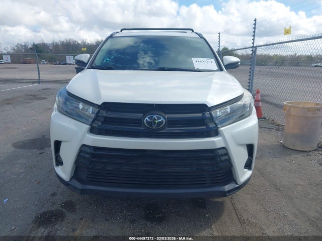 5TDKZRFHXKS349442 Toyota Highlander Se