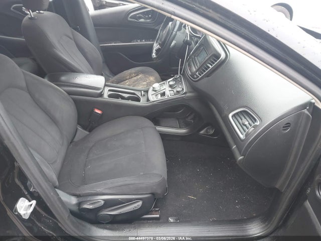 Продаж на аукціоні авто 2015 Chrysler 200 Limited, vin: 1C3CCCAB9FN647485, номер лоту: 44497378