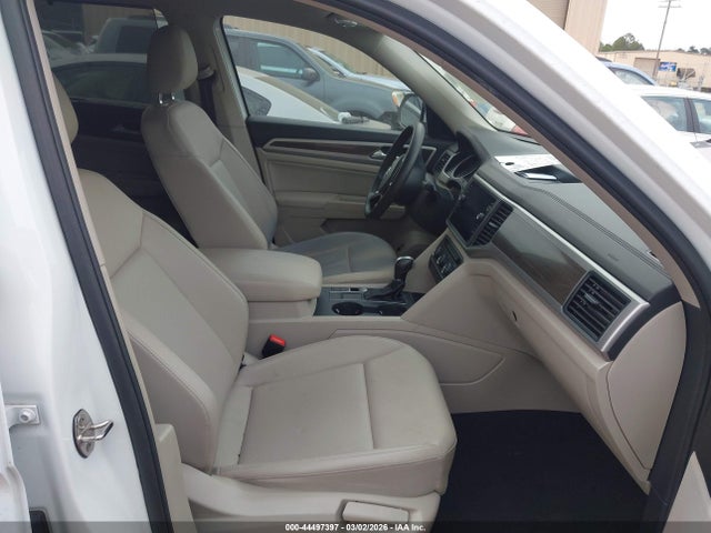 2019 Volkswagen Atlas 3.6l V6 Se W/technology R-line მანქანა იყიდება აუქციონზე, vin: 1V2YR2CA4KC622092, აუქციონის ნომერი: 44497397
