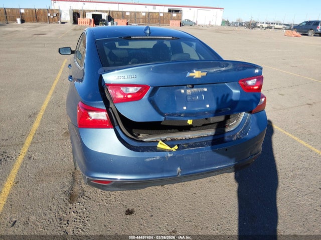 1G1ZD5ST1SF115456 Chevrolet Malibu Fwd 1lt