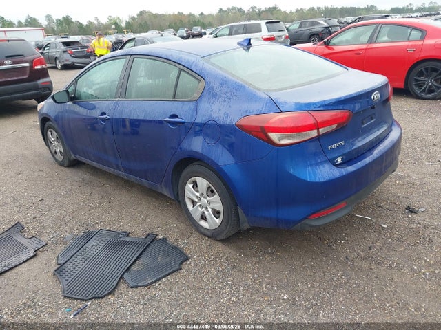 Aukcja sprzedaży 2017 Kia Forte Lx, vin: 3KPFK4A76HE141326, numer aukcji: 44497449