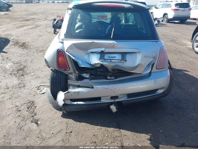 2003 MINI COOPER S WMWRE33423TD68823 Photo 5