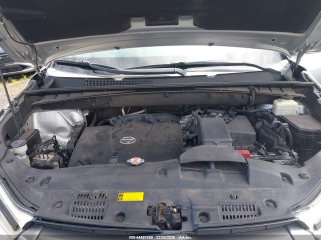 Toyota Highlander Xle 2018 5TDJZRFH2JS490631 Image 10