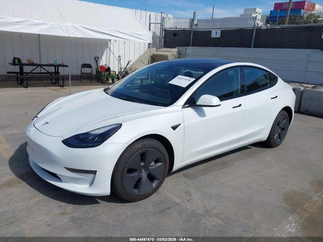 44497470 :رقم المزاد ، 5YJ3E1EB7NF330161 vin ، 2022 Tesla Model 3 Long Range Dual Motor All-wheel Drive مزاد بيع