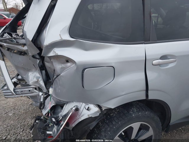 Aukcja sprzedaży 2017 Subaru Forester 2.5i Premium, vin: JF2SJAGC3HH553817, numer aukcji: 44497528