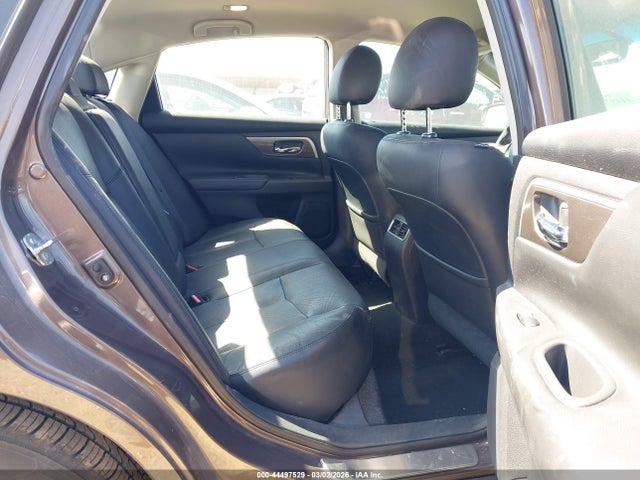 2014 Nissan Altima 2.5 Sl მანქანა იყიდება აუქციონზე, vin: 1N4AL3AP8EC106572, აუქციონის ნომერი: 44497529