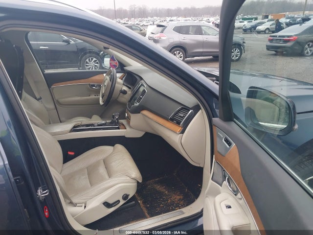2018 VOLVO XC90 YV4A22PL0J1384252 Photo 4