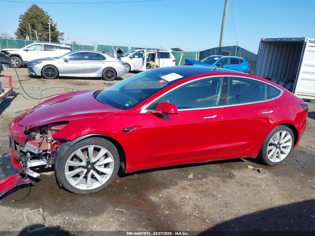 Продаж на аукціоні авто 2018 Tesla Model 3 Long Range/mid Range, vin: 5YJ3E1EA1JF163846, номер лоту: 44497573
