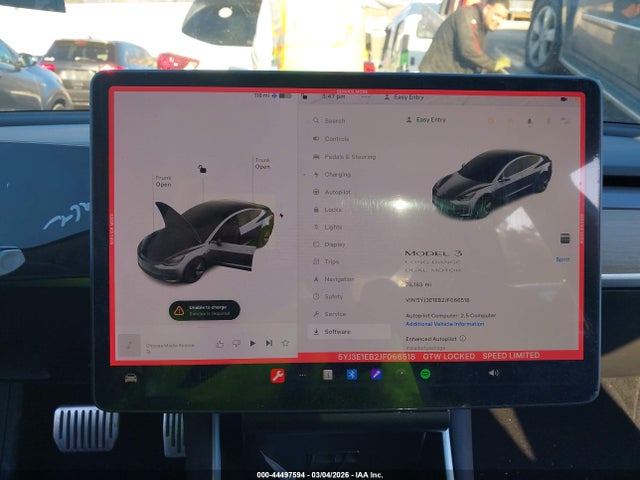 44497594 :رقم المزاد ، 5YJ3E1EB2JF066518 vin ، 2018 Tesla Model 3 Long Range/performance مزاد بيع