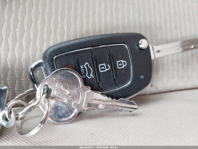 5NPE24AFXJH709064 Hyundai SONATA SE
