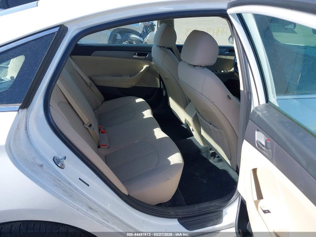 5NPE24AFXJH709064 Hyundai SONATA SE