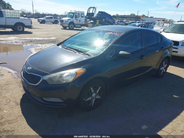 KIA FORTE LX 2015 KNAFK4A63F5425865 Image 2