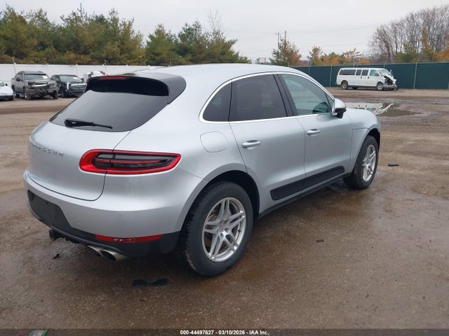 2016 PORSCHE MACAN WP1AB2A50GLB53697 Photo 3
