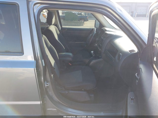 2011 JEEP PATRIOT 1J4NF1GB1BD283595 Photo 4