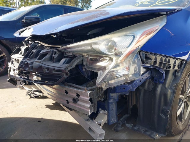 JTDKBRFU4G3520793 Toyota Prius Two