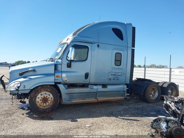 Продажа на аукционе авто 2012 Freightliner Cascadia 125, vin: 1FUJGLDR1CSBM9466, номер лота: 44497664