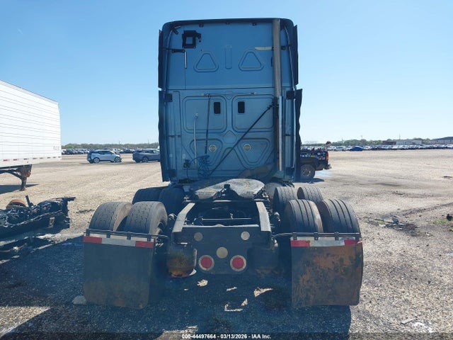 Продажа на аукционе авто 2012 Freightliner Cascadia 125, vin: 1FUJGLDR1CSBM9466, номер лота: 44497664