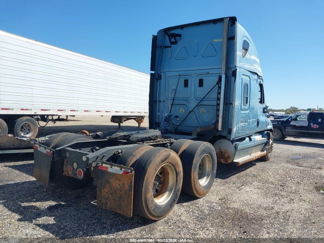 Продажа на аукционе авто 2012 Freightliner Cascadia 125, vin: 1FUJGLDR1CSBM9466, номер лота: 44497664