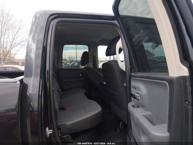 1C6RR7GG9RS148391 RAM 1500 Classic Slt 4x4 6&#039;4 Box