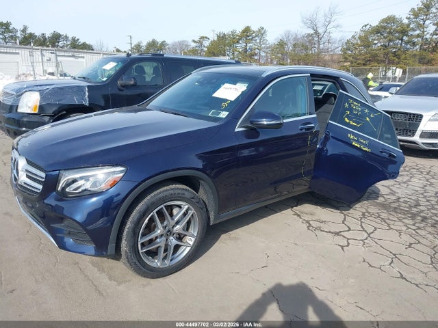 44497702 :رقم المزاد ، WDC0G4KB6JV071459 vin ، 2018 Mercedes-benz Glc 300 4matic مزاد بيع