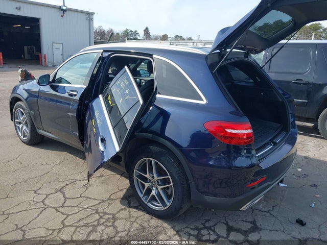 44497702 :رقم المزاد ، WDC0G4KB6JV071459 vin ، 2018 Mercedes-benz Glc 300 4matic مزاد بيع